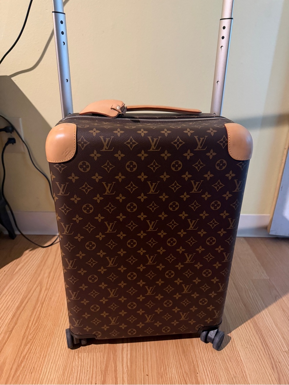 Louis Vuitton Monogram 55 HORIZON TRAVEL- Cabin Size